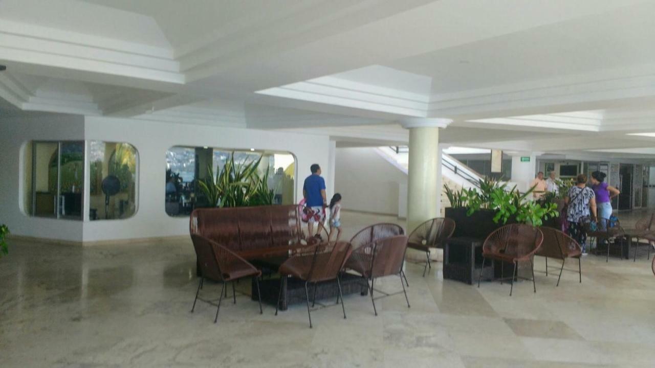 Hotel Las Torres Gemelas Acapulco Exterior photo